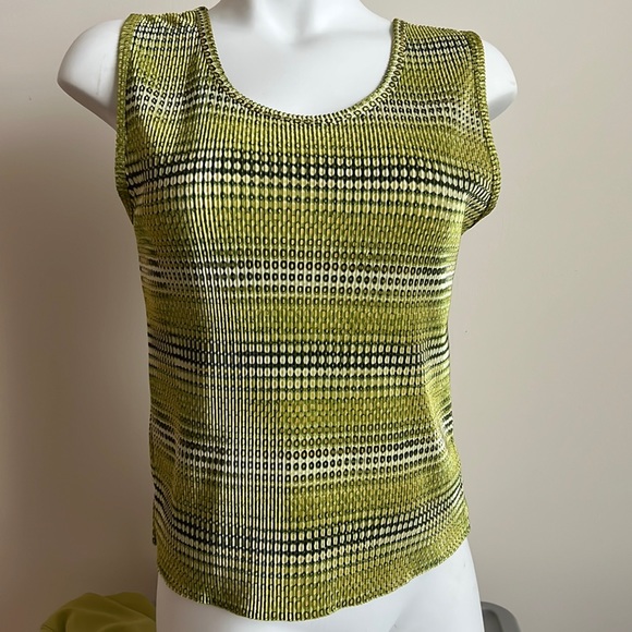 Sweater Set: Top & 3/4 Slv Sweater - Picture 4 of 10